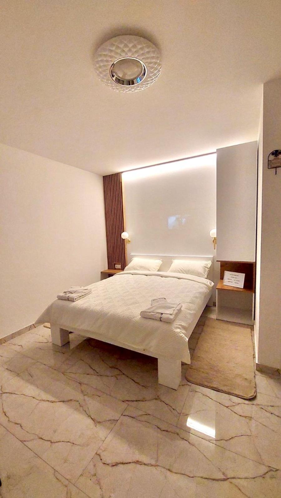 Apartmani Happy House Surčin Exteriér fotografie
